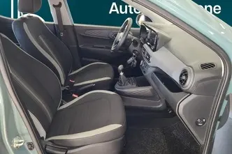 Hyundai i10, 1.0, 46 kW, бензин, механическая, передний привод