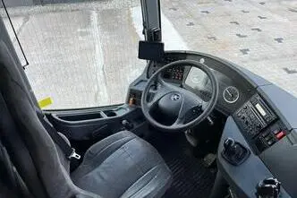 335 kW, diisel, automaat