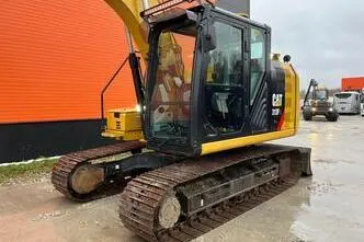 Caterpillar 313 FL, 74 kW, diisel