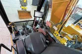 Caterpillar 313 FL, 74 kW, diisel