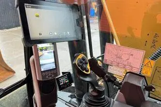 Caterpillar 313 FL, 74 kW, diisel