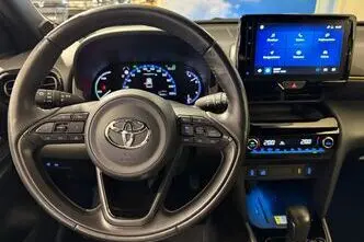 Toyota Yaris Cross, 1.5, 68 kW, hybrid, automatic, four-wheel drive