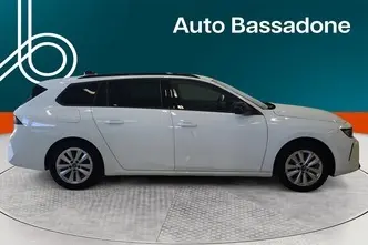 Opel Astra, 1.2, 100 kW, гибрид, автомат, передний привод