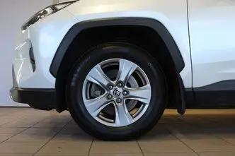 Toyota RAV4, 2.5, 131 kW, гибрид, автомат, передний привод