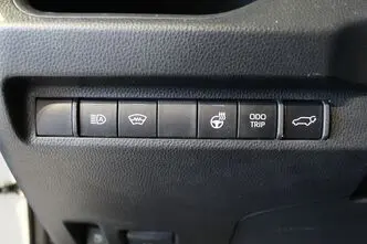 Toyota RAV4, 2.5, 131 kW, гибрид, автомат, передний привод