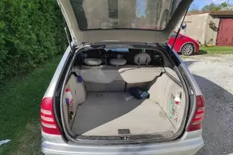Mercedes-Benz C 220, 2.1, 110 kW, diesel, automatic, rear-wheel drive