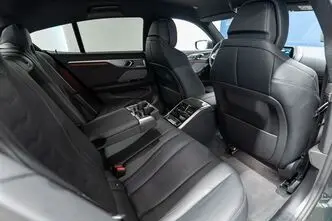 BMW 840, 250 kW, hybrid, automatic, four-wheel drive