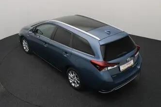 Toyota Auris, 1.8, 73 kW, hybrid, automatic, front-wheel drive