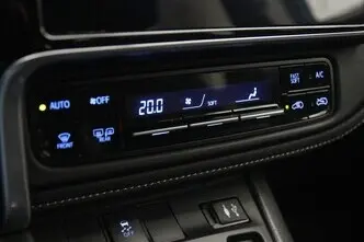 Toyota Auris, 1.8, 73 kW, hybrid, automatic, front-wheel drive