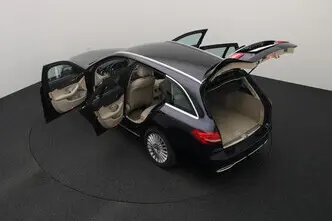 Mercedes-Benz C 220, 2.1, 125 kW, diesel, automatic, rear-wheel drive