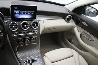 Mercedes-Benz C 220, 2.1, 125 kW, diesel, automatic, rear-wheel drive