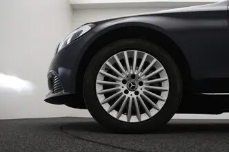 Mercedes-Benz C 220, 2.1, 125 kW, diesel, automatic, rear-wheel drive