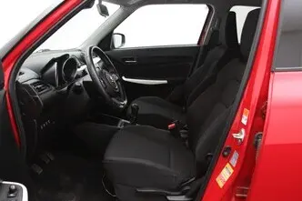 Suzuki Swift, 1.2, 66 kW, гибрид, механическая, полный привод