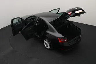 Škoda Superb, 2.0, 110 kW, diesel, automatic, front-wheel drive