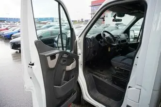 Renault Master, 2.3, 110 kW, diesel, manual, front-wheel drive