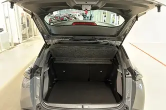 Peugeot 2008, 1.2, 96 kW, бензин, автомат, передний привод