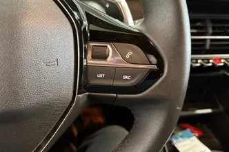 Peugeot 2008, 1.2, 96 kW, бензин, автомат, передний привод