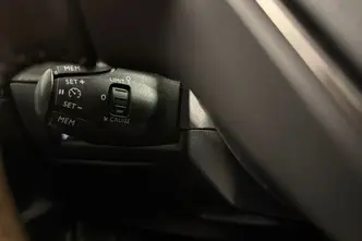 Peugeot 2008, 1.2, 96 kW, бензин, автомат, передний привод