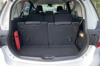 Mazda 5, 2.0, дизель, механическая, передний привод