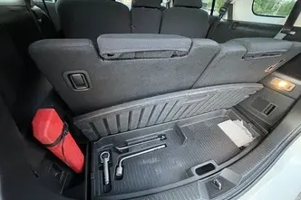 Mazda 5, 2.0, дизель, механическая, передний привод