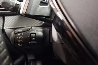 Peugeot 2008, 1.2, 96 kW, бензин, автомат, передний привод