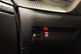 Peugeot 2008, 1.2, 96 kW, бензин, автомат, передний привод