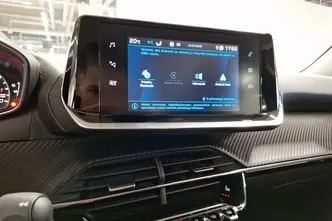 Peugeot 2008, 1.2, 96 kW, бензин, автомат, передний привод