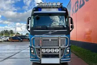 Volvo FH 16 750 8x4, 552 kW, diesel, automatic