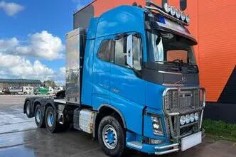 Volvo FH 16 750 8x4, 552 kW, diesel, automatic