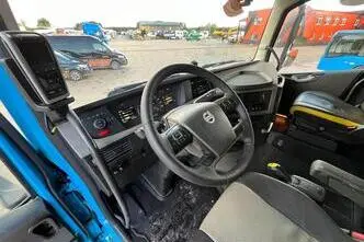 Volvo FH 16 750 8x4, 552 kW, diesel, automatic
