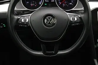 Volkswagen Passat, 1.4, 115 kW, hybrid, automatic, front-wheel drive