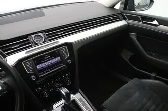 Volkswagen Passat, 1.4, 115 kW, hybrid, automatic, front-wheel drive