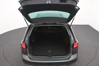 Volkswagen Passat, 1.4, 115 kW, hybrid, automatic, front-wheel drive