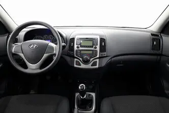 Hyundai i30, 1.4, 108 kW, petrol, manual, front-wheel drive