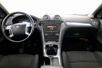 Ford Mondeo, 2.0, 107 kW, petrol, manual, front-wheel drive
