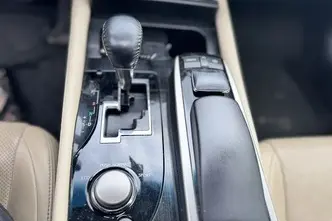 Lexus GS 450, 3.5, 215 kW, hübriid, automaat, tagavedu