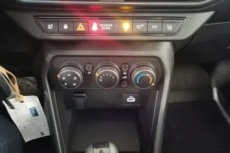 Dacia Sandero, 1.0, 67 kW, бензин, автомат, передний привод