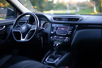 Nissan Qashqai, 1.2, 85 kW, petrol, automatic, front-wheel drive