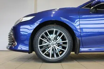 Toyota Camry, 2.5, 131 kW, hübriid, automaat, esivedu