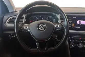 Volkswagen T-Roc, 1.5, 110 kW, petrol, manual, front-wheel drive