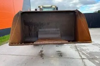 Volvo L 120 H, 180 kW, diesel