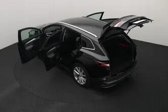 Škoda Enyaq, 132 kW, elekter, automaat, tagavedu