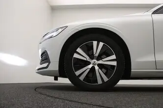 Volvo V60, 2.0, 120 kW, hybrid, automatic, front-wheel drive