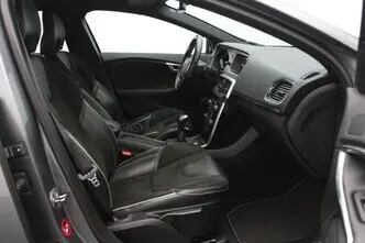 Volvo V40, 2.0, 110 kW, дизель, механическая, передний привод