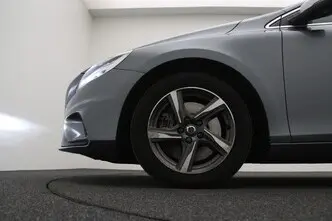 Volvo V40, 2.0, 110 kW, дизель, механическая, передний привод