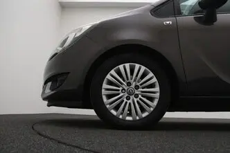 Opel Meriva, 1.4, 88 kW, bensiin, manuaal, esivedu