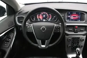 Volvo V40 Cross Country, 1.5, 112 kW, petrol, automatic, front-wheel drive