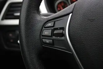 BMW 320, 2.0, 135 kW, бензин, автомат, задний привод