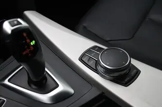 BMW 320, 2.0, 135 kW, бензин, автомат, задний привод
