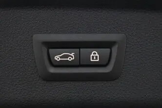 BMW 320, 2.0, 135 kW, бензин, автомат, задний привод